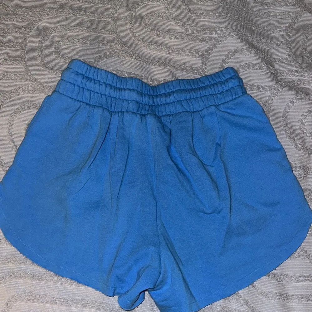 Target comfy shorts. Size medium. - Image 2