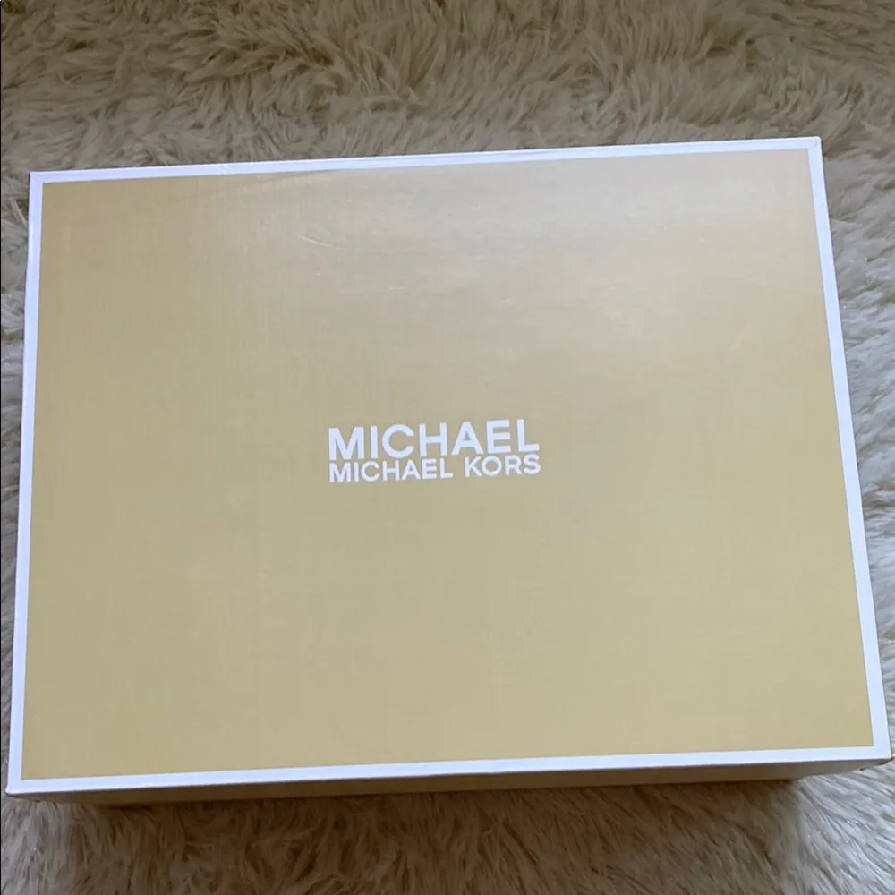 NWT

Michael Kors
Mandy Espadrille Wedge Sandals - Image 8