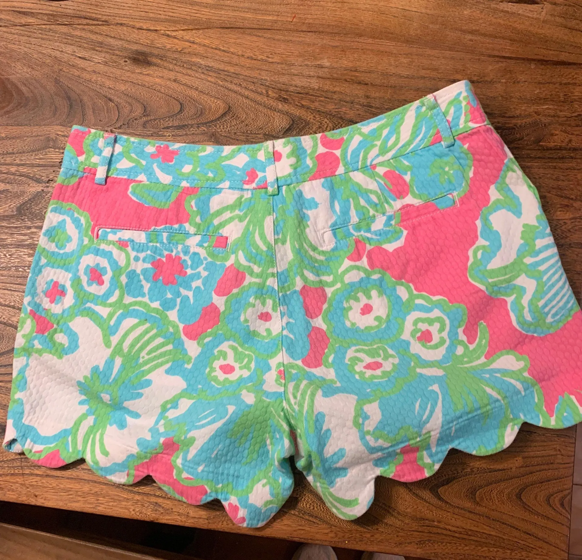 Lily Pulitzer Shorts - Image 4