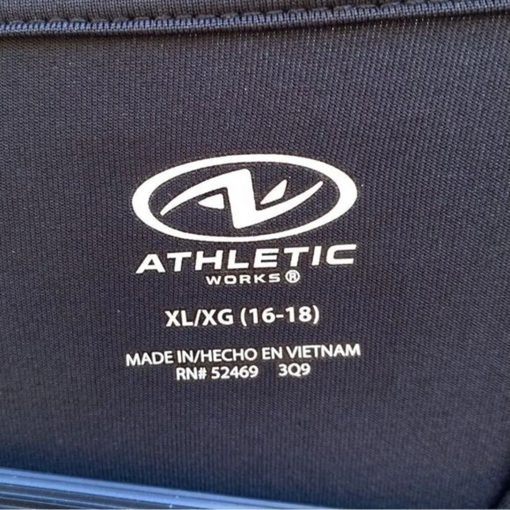 Athletic Works Women's Activewear Performance Long Sleeve Crewneck T-Shirt XL - Image 5