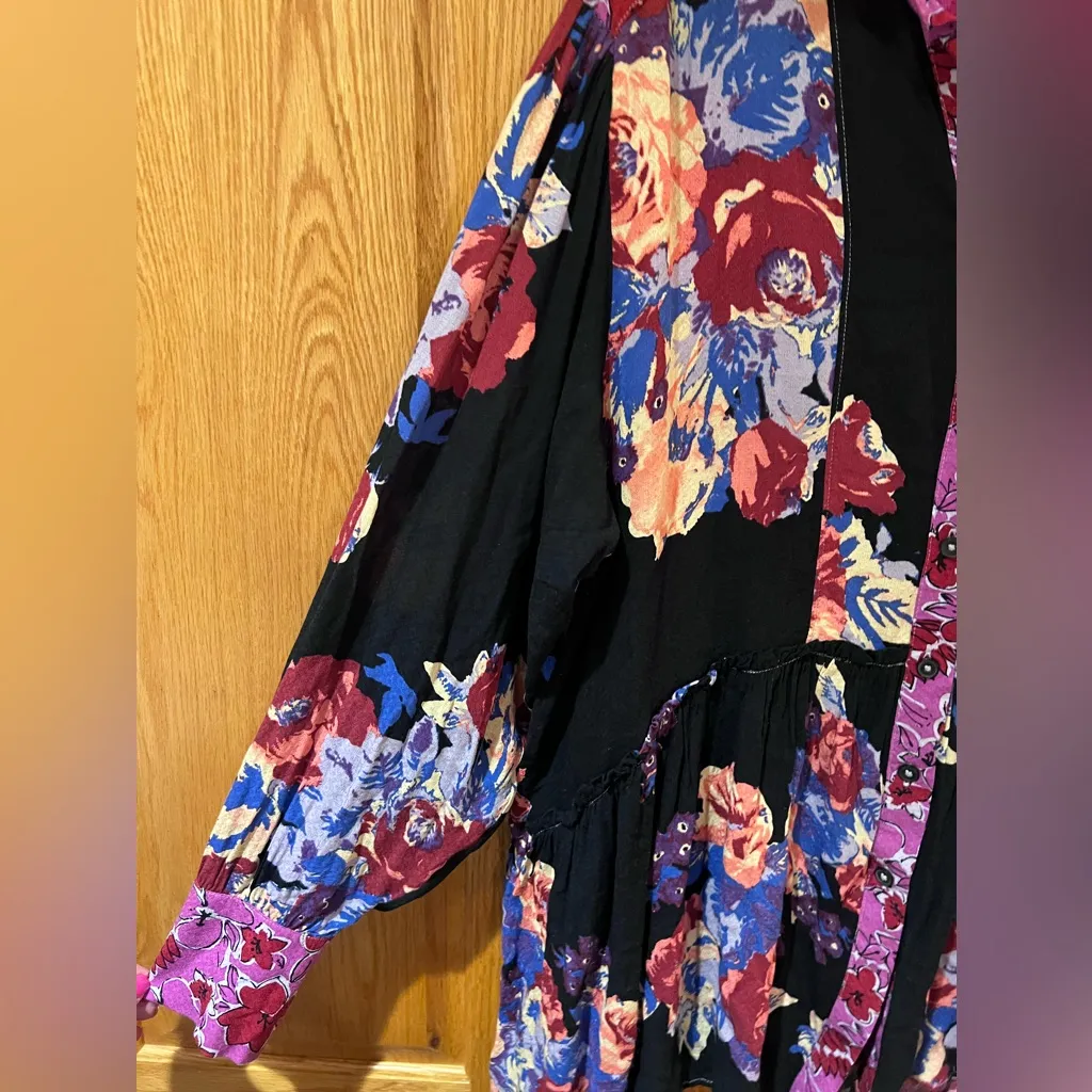 Free People Bunch‎ A Brunch Tunic Top Dress Black Motif Pink Purple Floral Small - Image 10