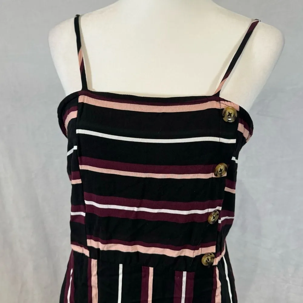 Black and pink wine square neck side button midi dress with pockets size large - Image 4