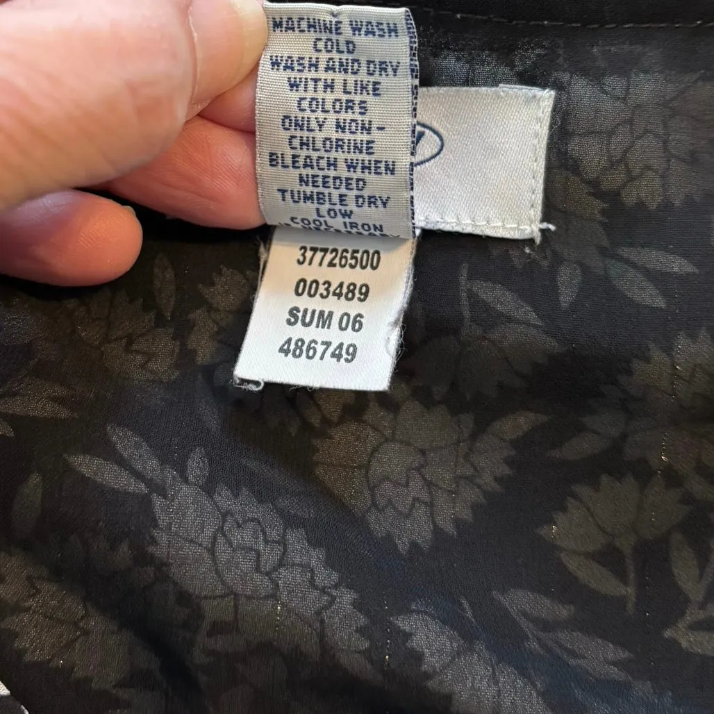 Vintage Old Navy Size L Babydoll Top Blouse Floral Print Black White FLAW - Image 4