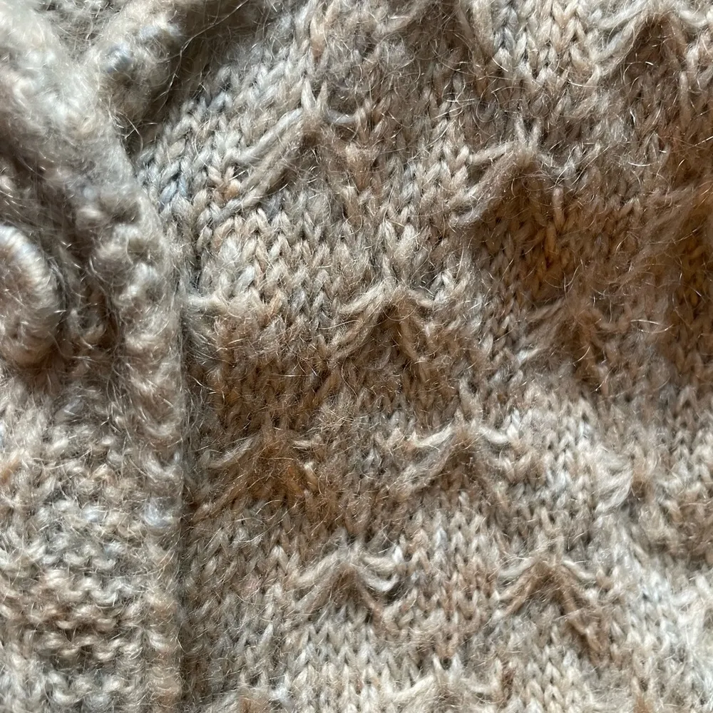 Vintage 90s wool blend hand knit large weave knit sweater vest, GUC, S Tan - Image 5