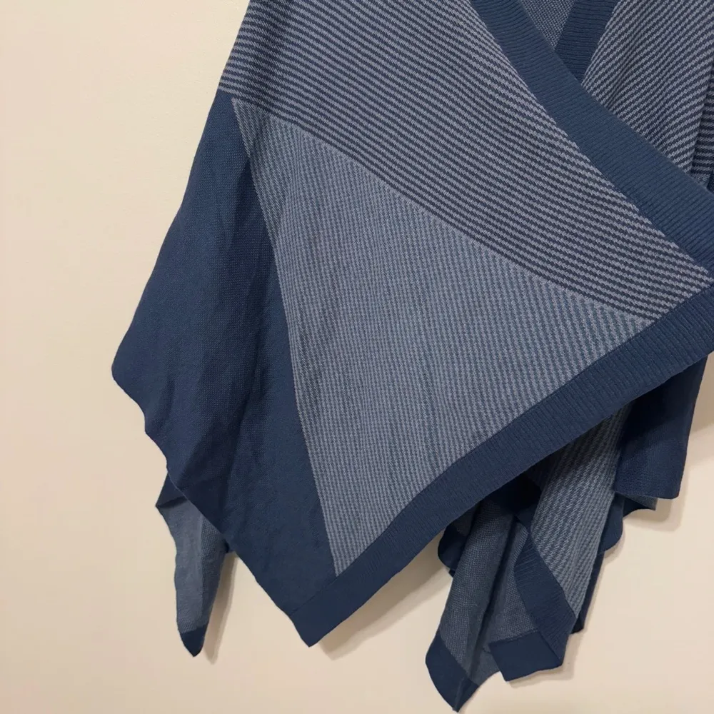 Lululemon Here for Serenity Wrap Blue Sweater Shawl One Size OS Cashmere Blend - Image 7