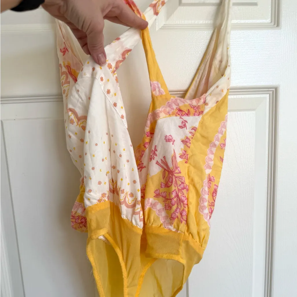 Free People Sweet Thing Bodysuit Pink and Yellow Floral Sleeveless Size L - Image 9