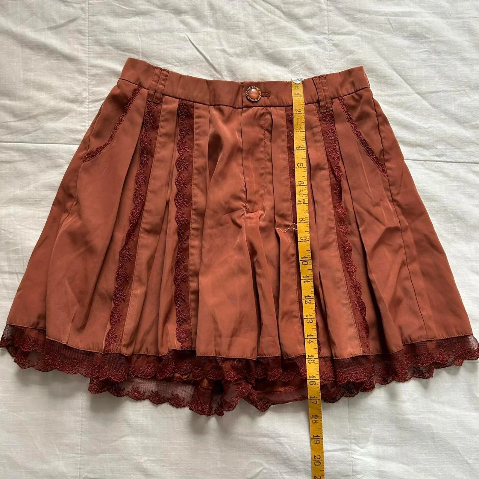 Axes Femme orange lace pleated skirty shorts skort Size medium Brown - Image 7
