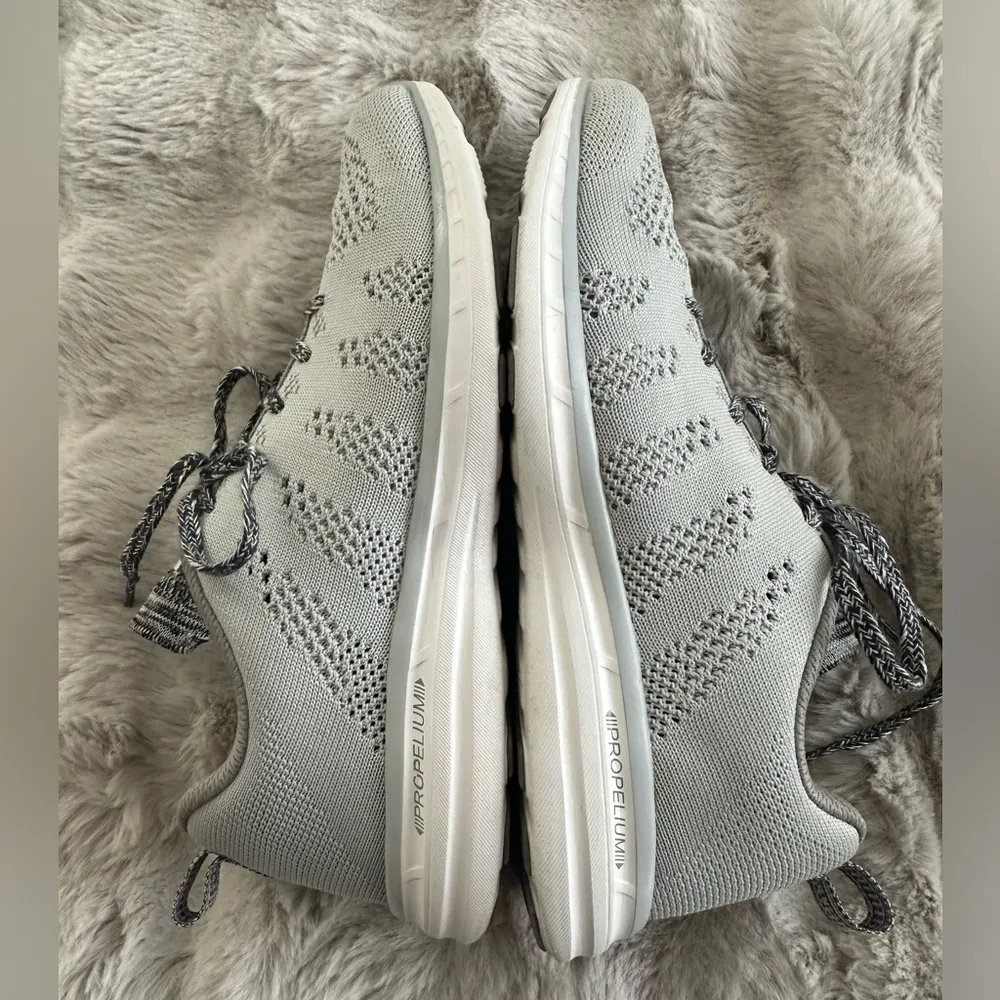 APL Athletic Propulsion Labs Women's Techloom Phantom Running Shoe size 8 grey - Image 7