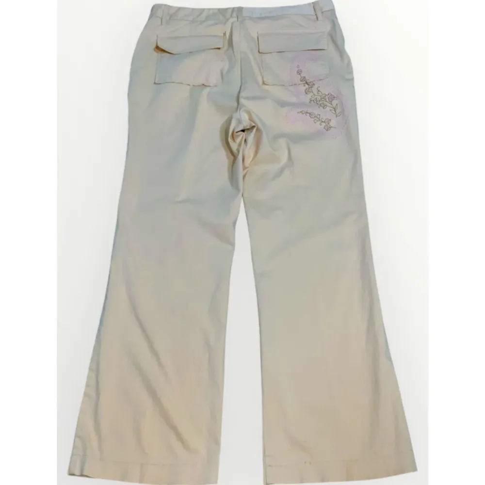 Karen Kane Cream Cotton With Pink Floral Embroidery Straight Leg Casual Pants 14 - Image 3