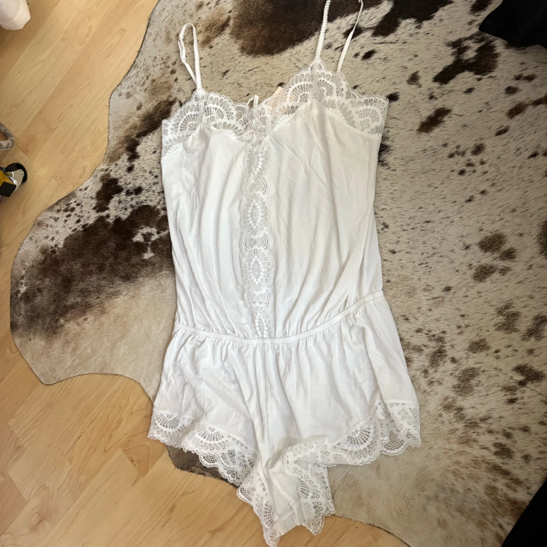 EVERJEY Mariana TENCEL Modal RomperIn White Size Small NWT - Image 3