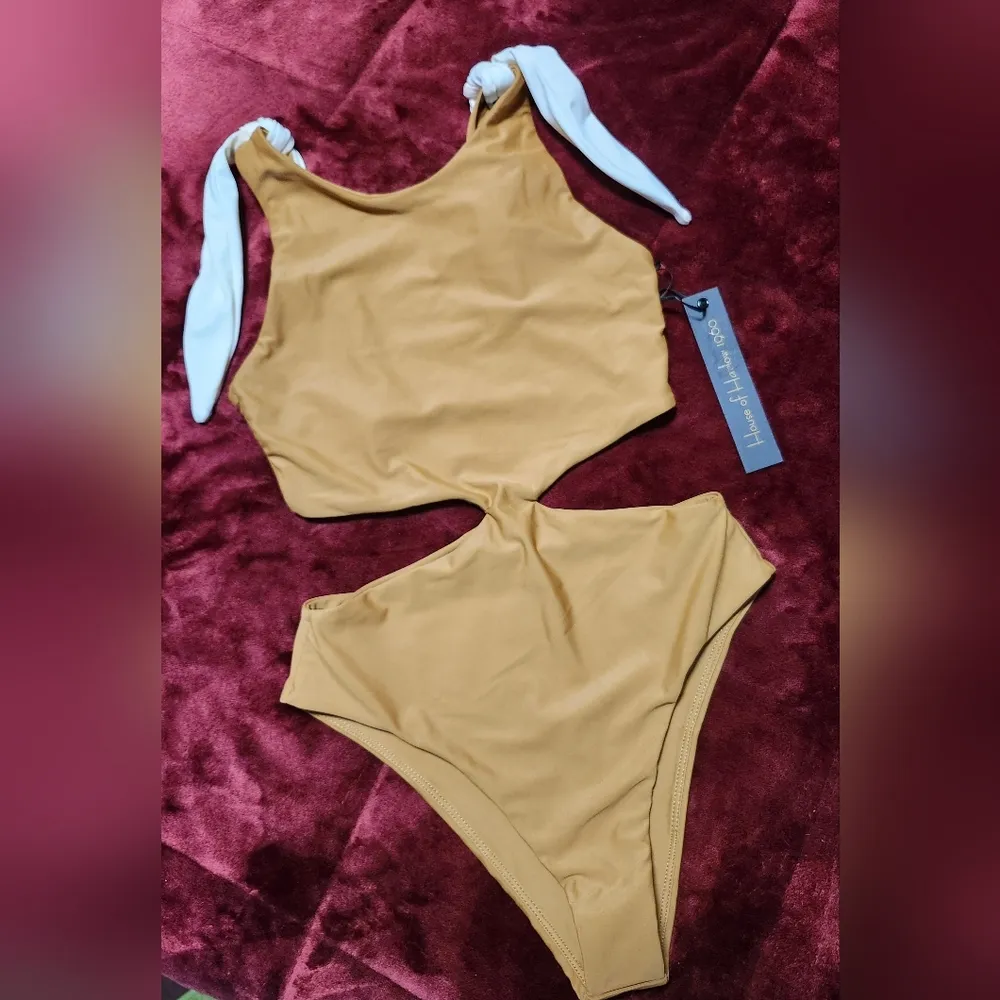 NWT House of Harlow 1960 Iggy One Piece swimsuit in Mustard & Cream Size XS - Image 4