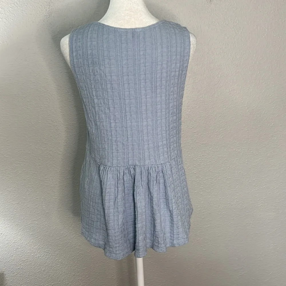 Lucky Brand VNeck Tank Top Blue Size Small - Image 4