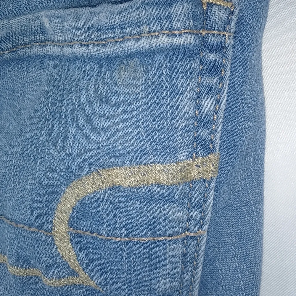 American Eagle 00S 23x26 Destroyed Jegging Jeans - Image 3