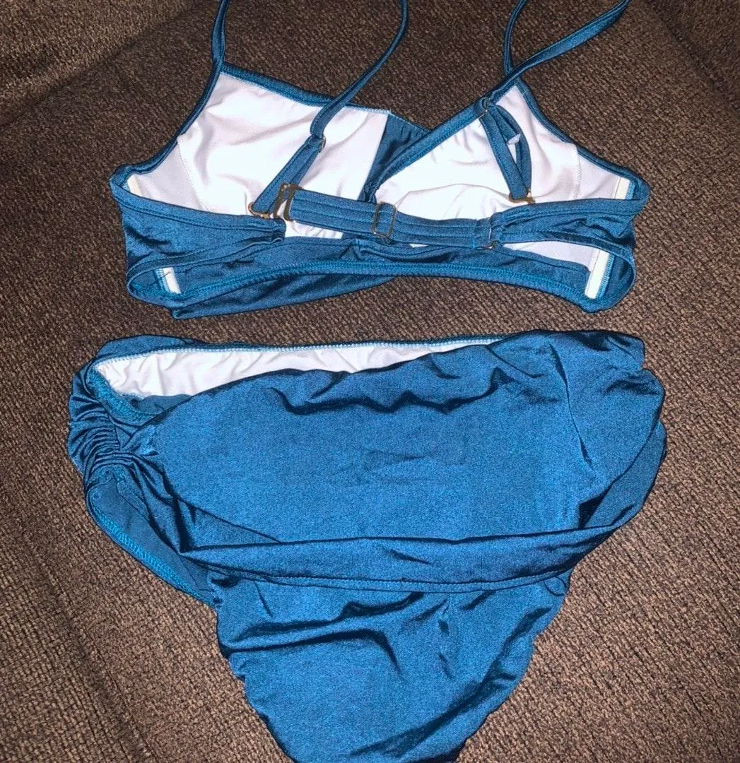 Venus wrap top hipster bottom bikini set - Image 5