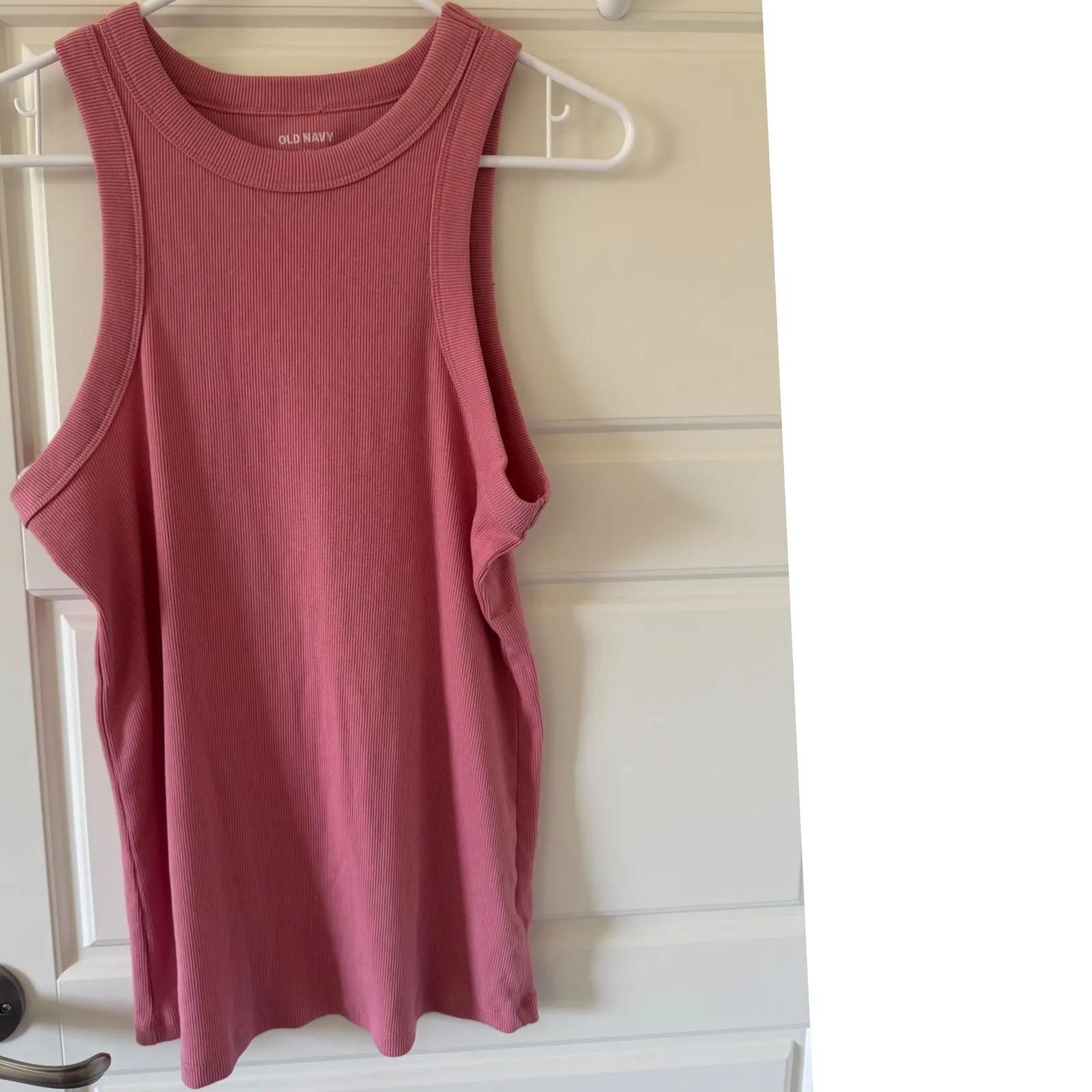Old Navy sz L Tall Womens Pink Fitted Stretchy Rib-Knit Crew Neck Tank Top Comfy - Image 3