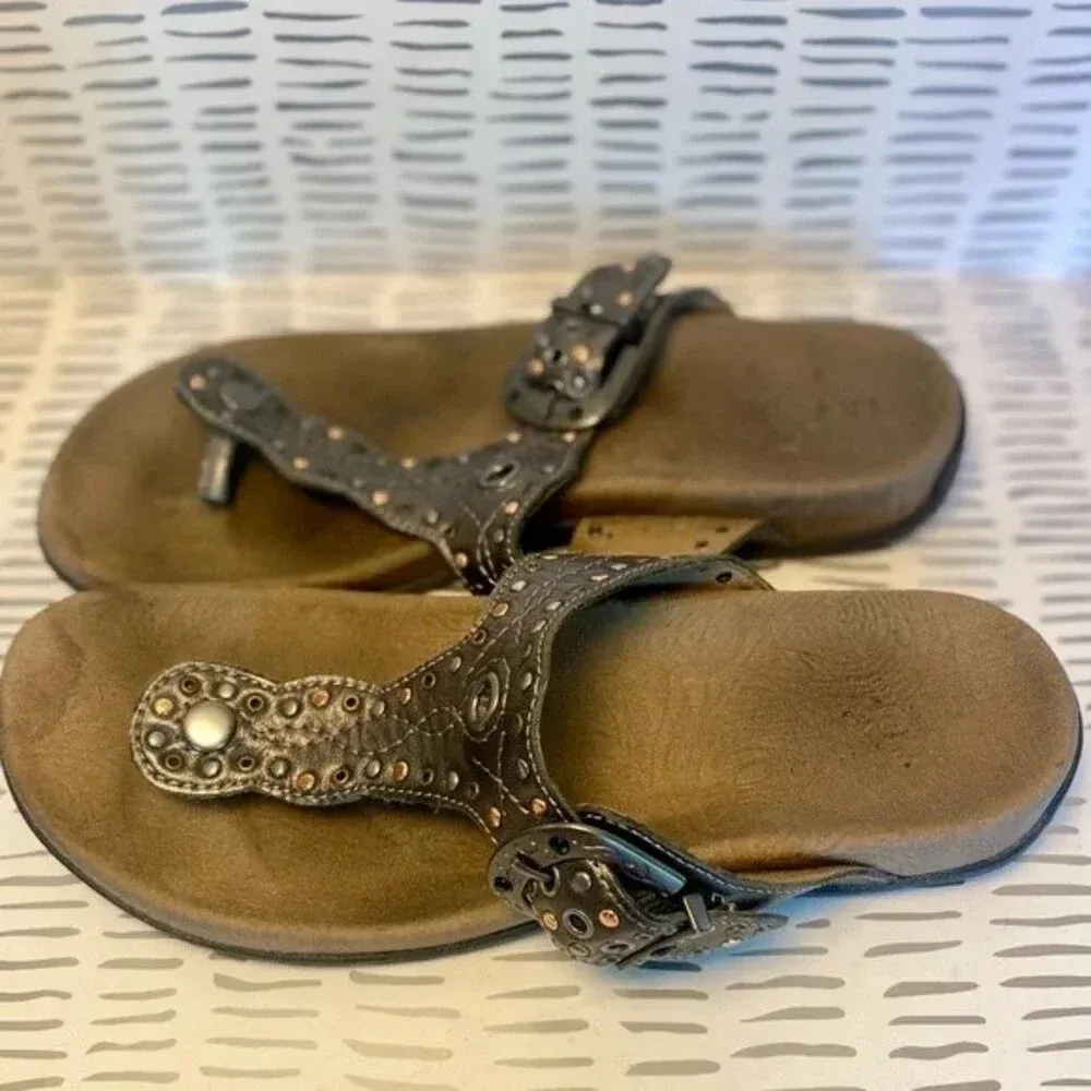 Taos Siren Embellished Leather Sandals‎ Size 7 - Image 2