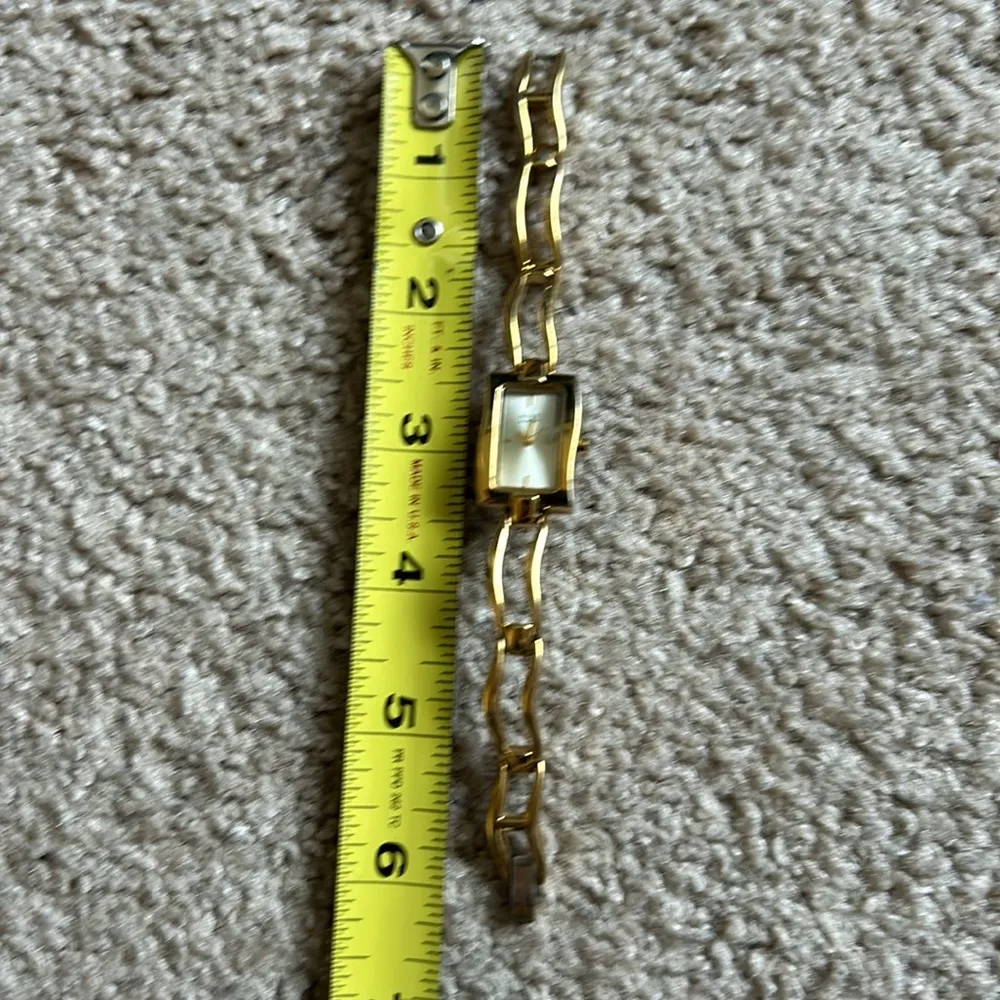 Nine & Co women’s vintage gold squiggly bracelet watch OS measurements shown‎ - Image 5