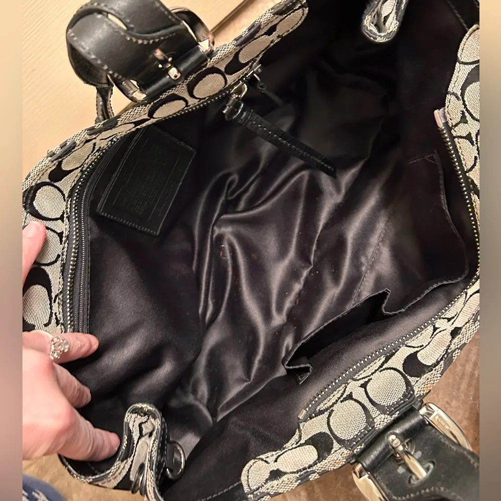 Coach Signature Jacquard Satchel shoulder bag. - Image 6