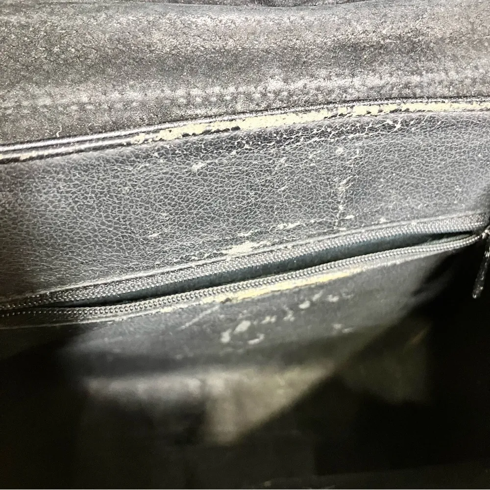 Vintage Furla‎ black crossbody purse snap closure - Image 8