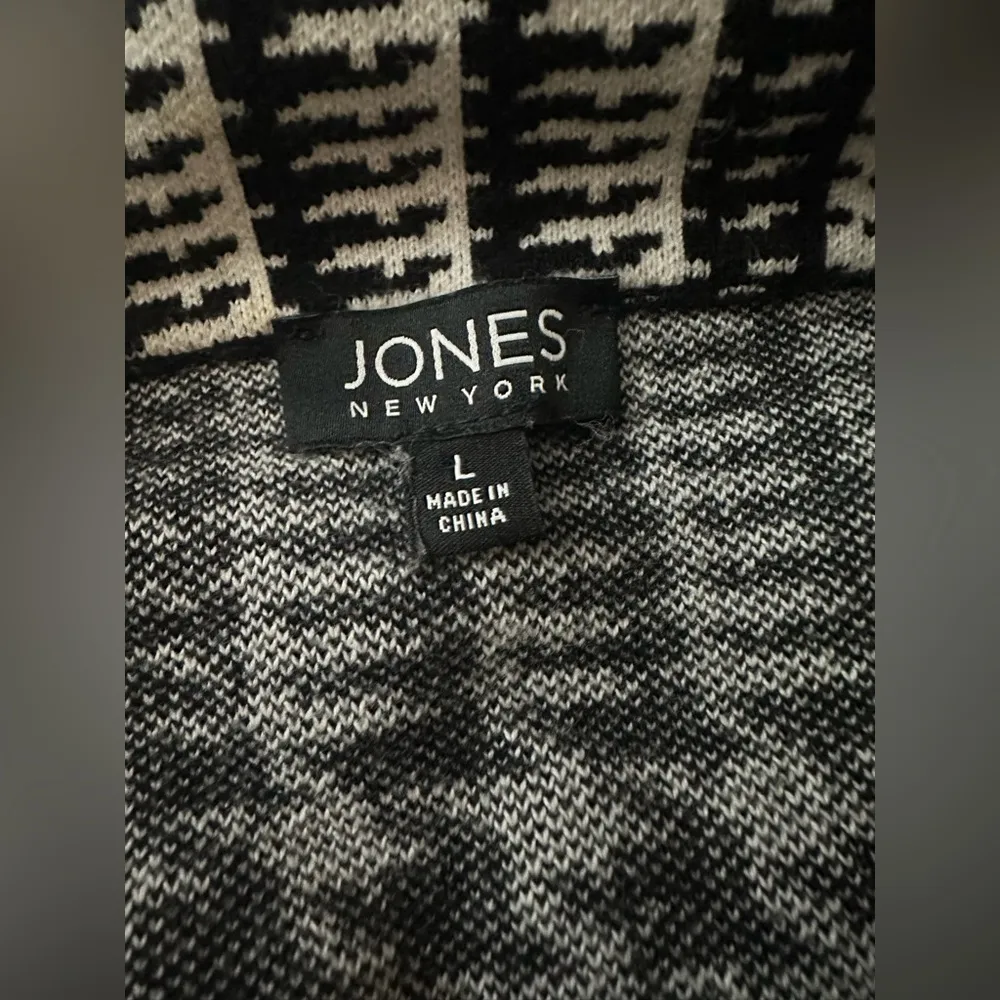 Jones New York Black & White Full Zip Classic Long Sleeve Houndstooth Sweater LG - Image 4