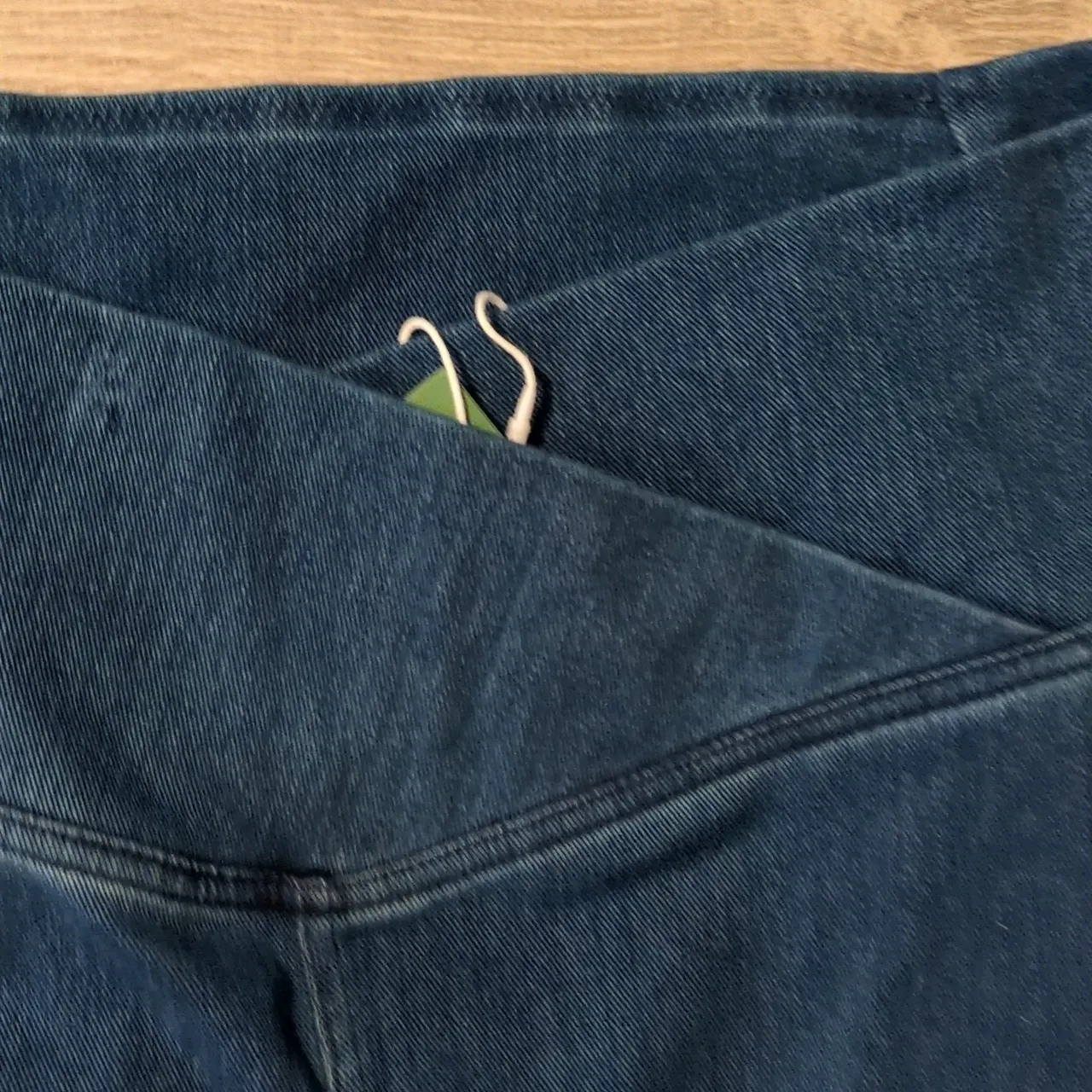 Halara Flex Crossover Pocket Washed Denim Work Leggings 7/8 Length Size XL - Image 2