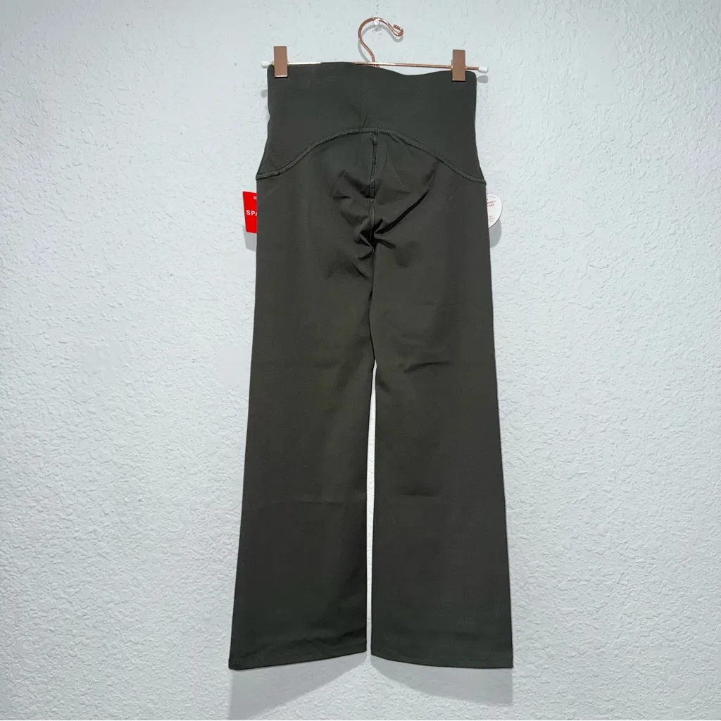Spanx Booty Boost Active Ankle Flare Pants Dark Palm Size XS - Image 4