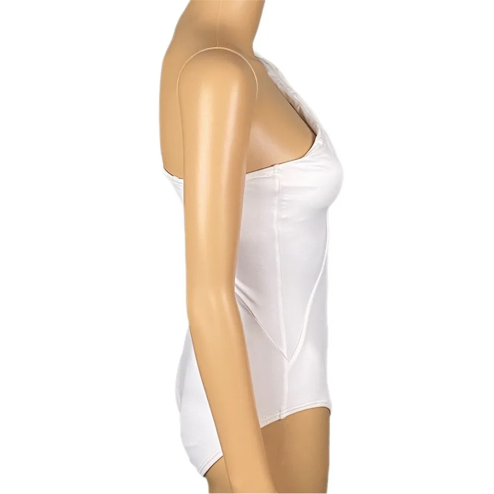 CARMEN MARC VALVO “One shoulder, One-Piece- Twisted Tides White”. Size 6. NWOT - Image 4