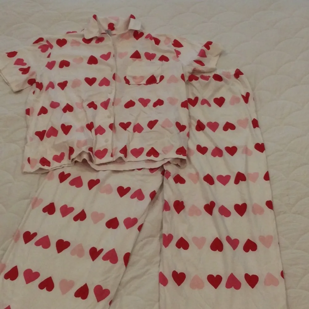 Old Navy Matching set heart pajamas - Image 3