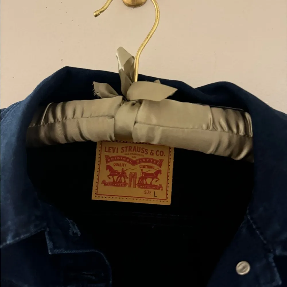 Levi soft denim jacket size L Size L - Image 3