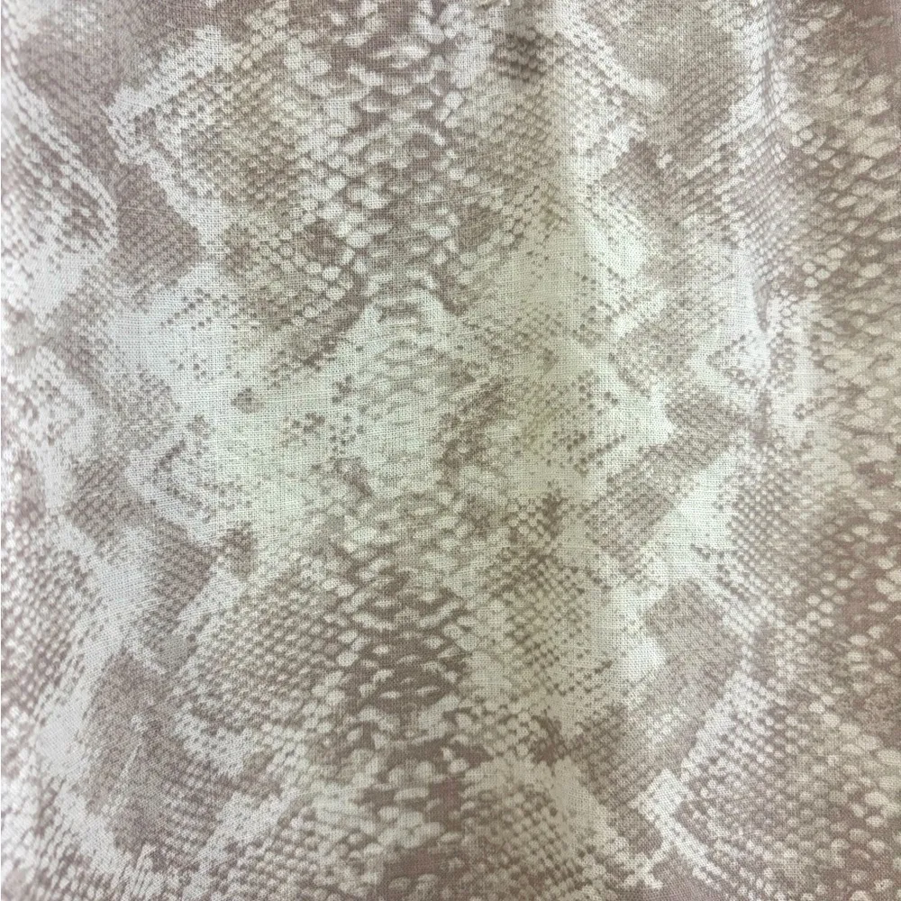 New Direction Animal Print Short Sleeve top, PM White Size undefined - Image 3