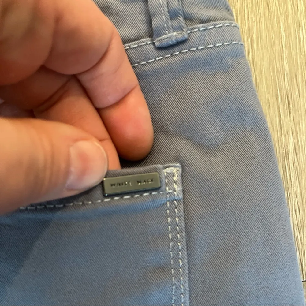 WHBM women’s 8 skinny ankle gray pants casual like new - Image 7