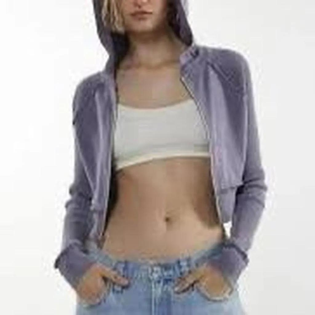 Urban Outfitters ( BDG) Ashley Shrunken Zip Up Hooded Sweatshirt, NWOT. - Image 2