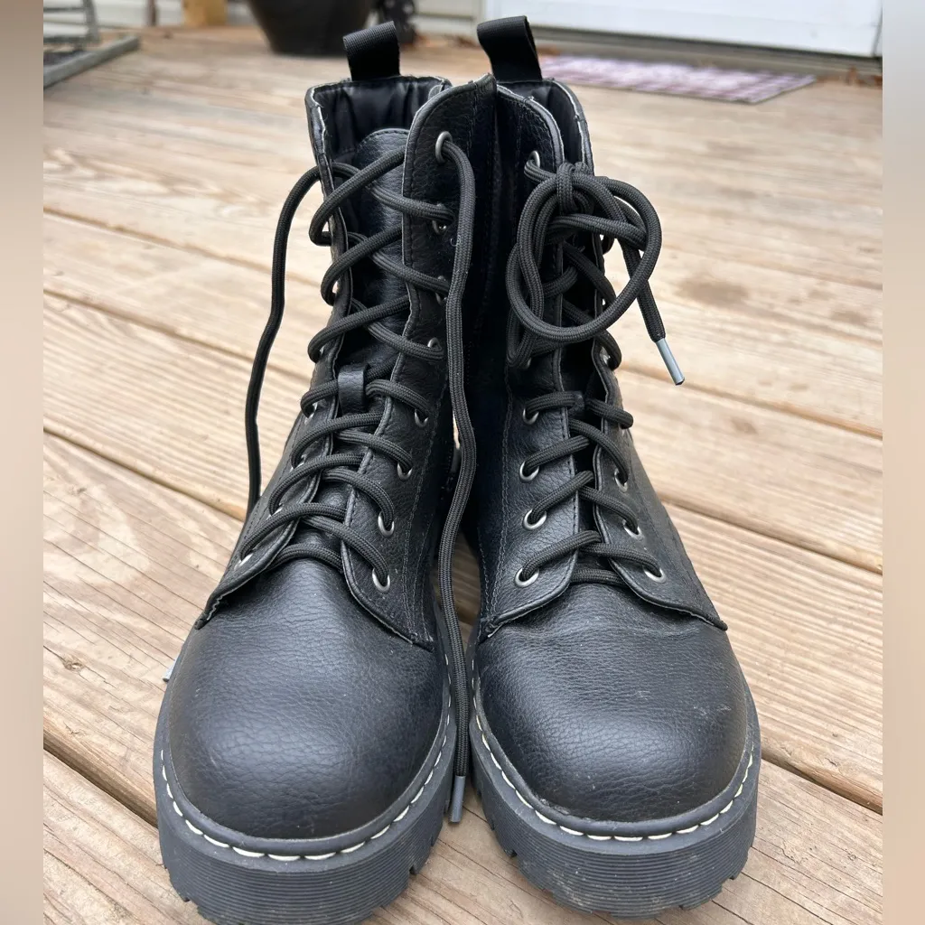 UnionBay Women's Hayden Combat Boot Black - Size 8.5 - Image 4