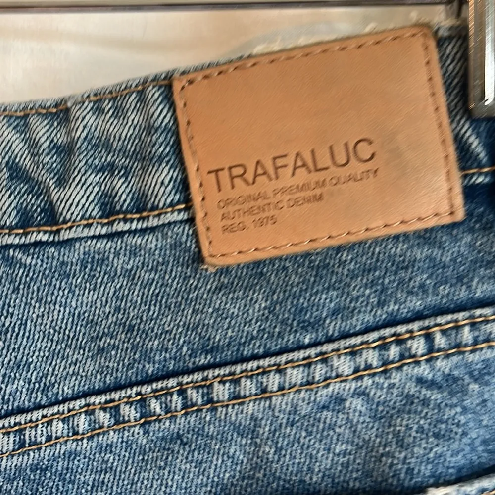 Zara Distressed High Rise Cut Off Frayed Denim Jean Shorts - Image 6