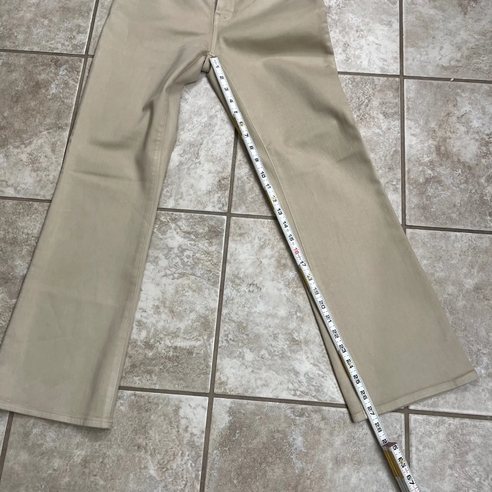 Madewell Mid Rise Kick Out Jeans Khaki Tan Size 26 Bootcut Coated NWOT casual - Image 9