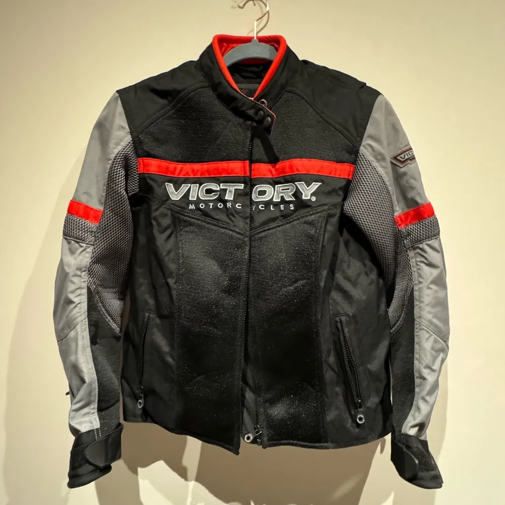 Victory Motorcycles NWT padded mesh style racing jacket size medium - Image 2