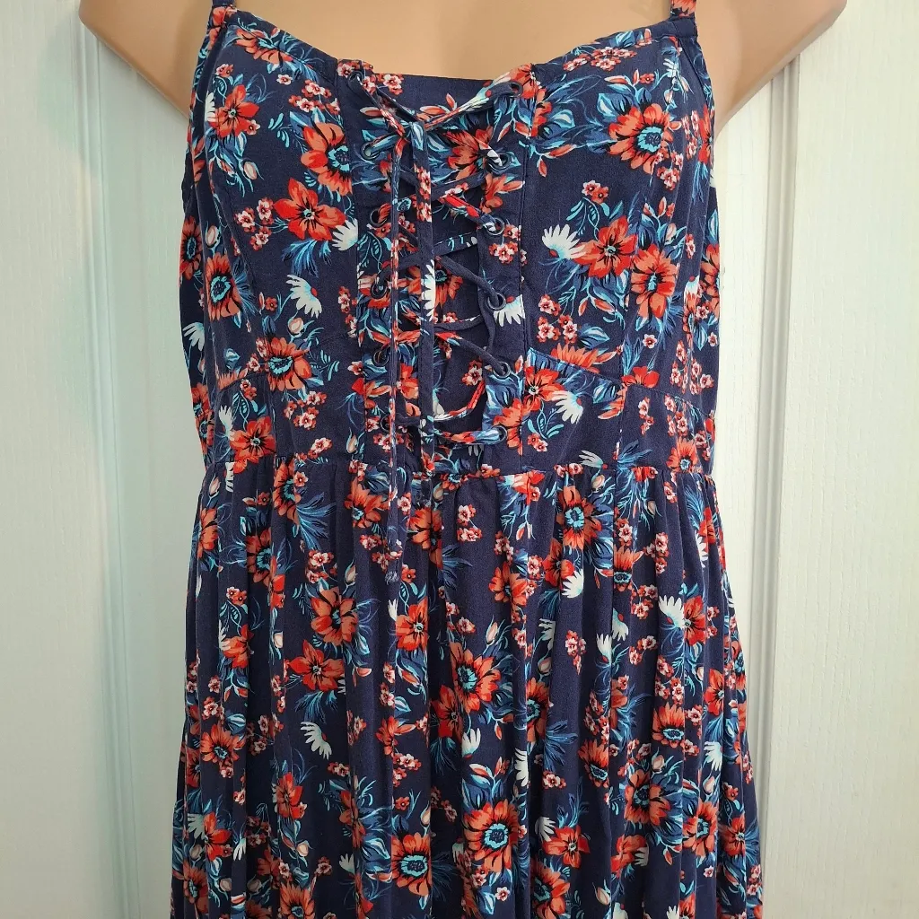 Torrid Sz 1 Floral Navy Blue Dress - Image 6