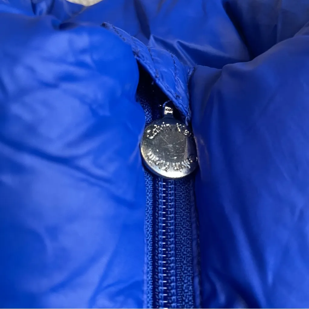 Calvin Klein Women's Blue Puffer Jacket - Image 2