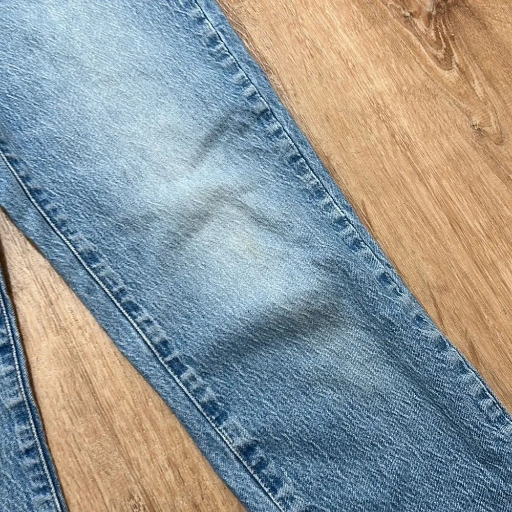 MADEWELL | Classic Straight Jeans in Nearwood Wash - Image 5