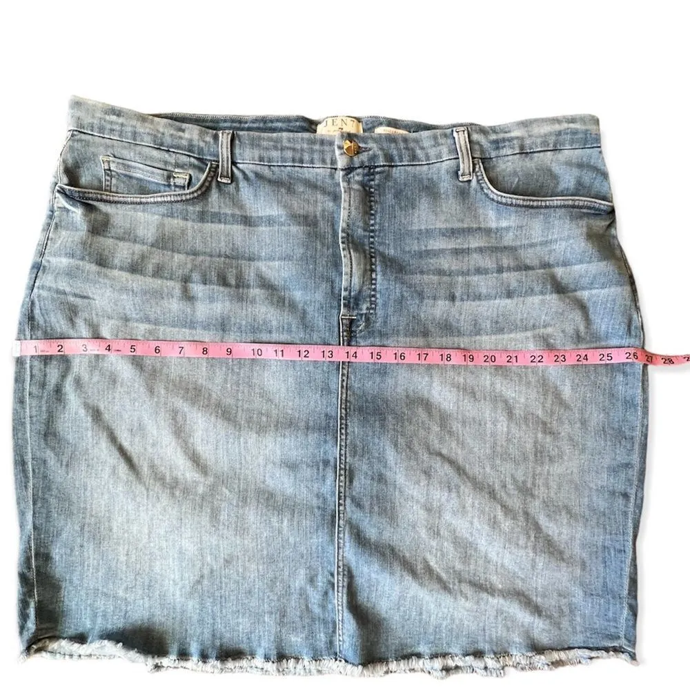 8FAM JEN7 Denim Frayed Hem Pencil Skirt - Image 5