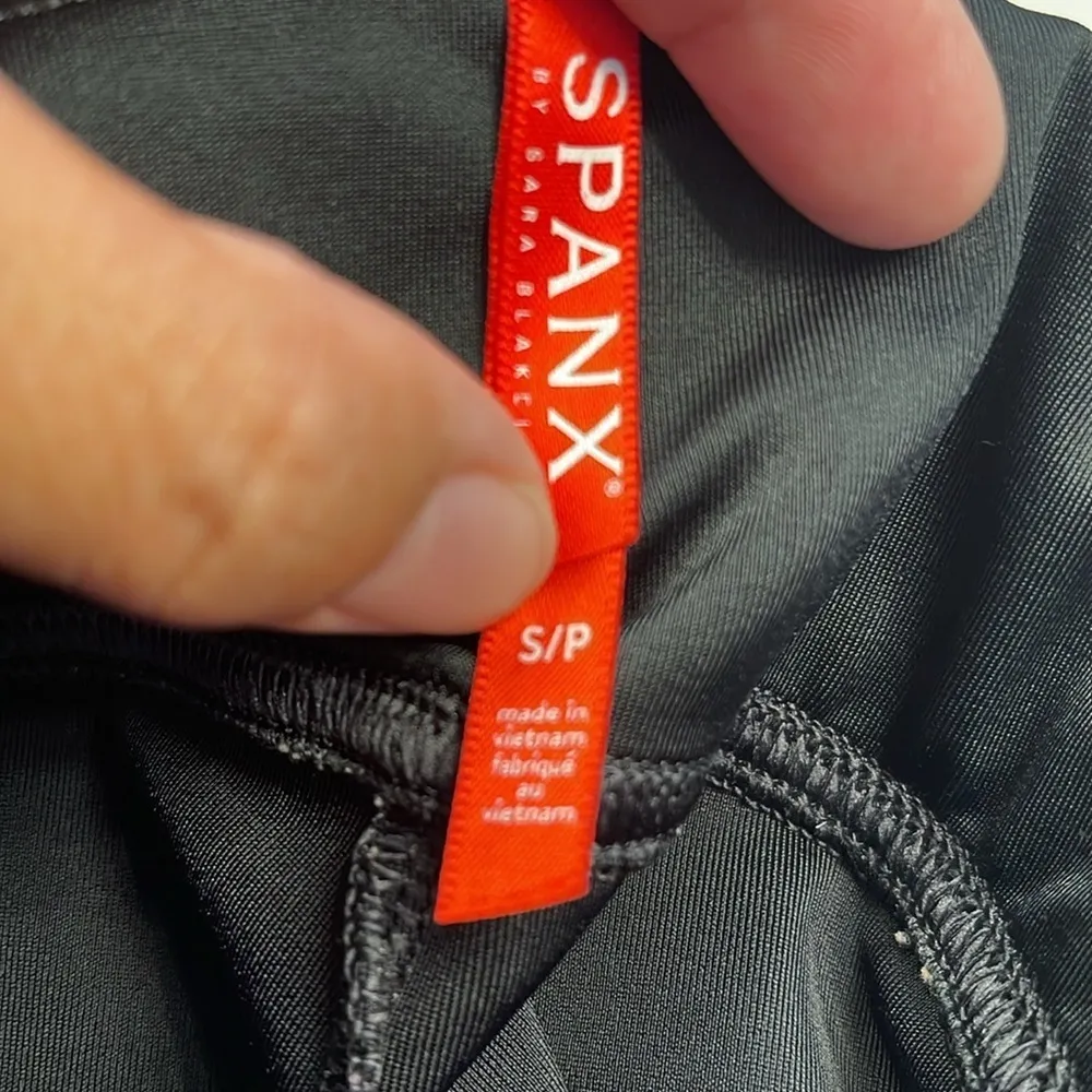 Spanx Black Faux Leather Leggings Pant Size Small EUC #0518-OC - Image 6