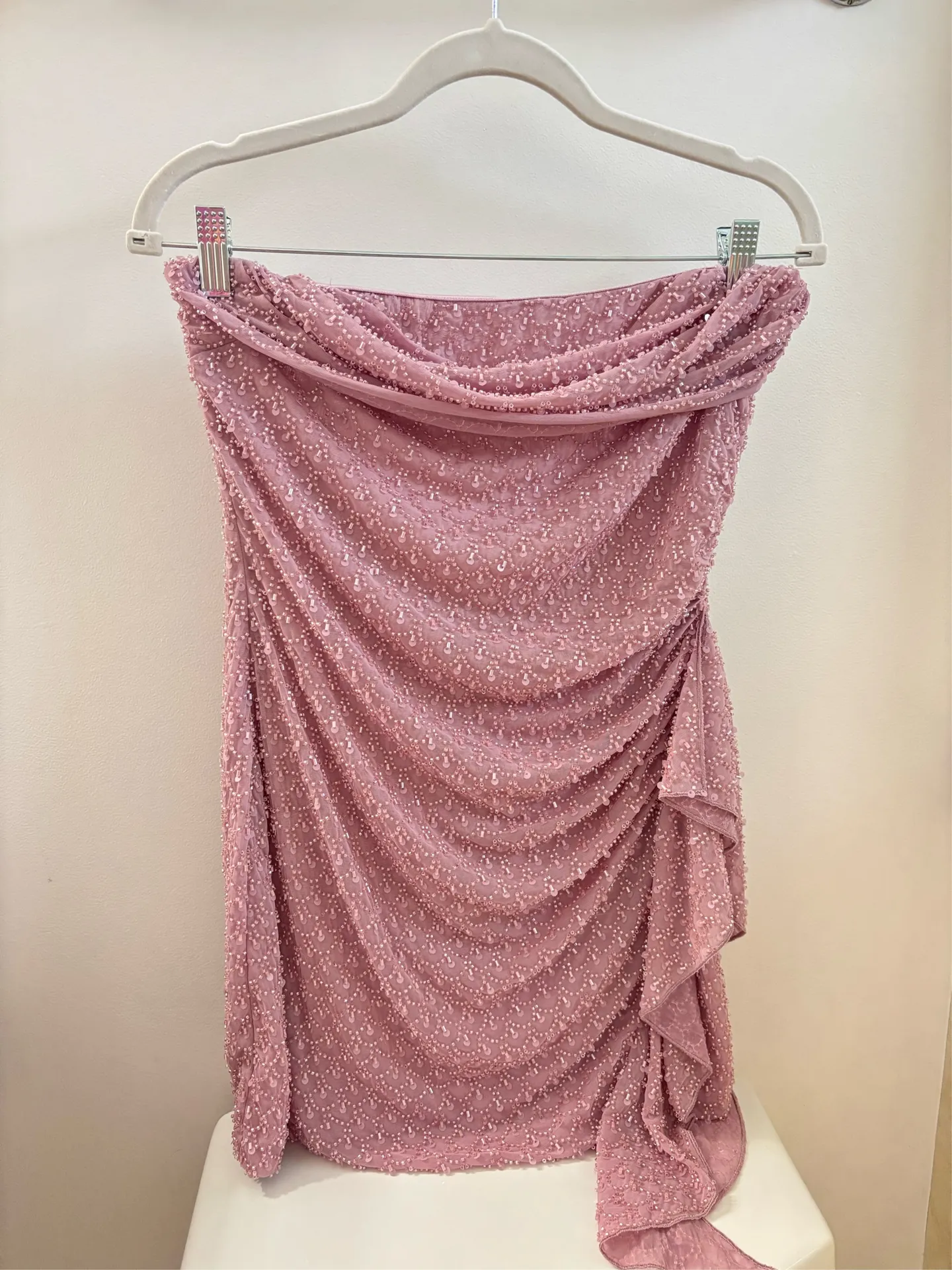 Oh Polly: Embellished Ruffled Cowl-Neck Bandeau Mini Dress in Mauve - Image 3