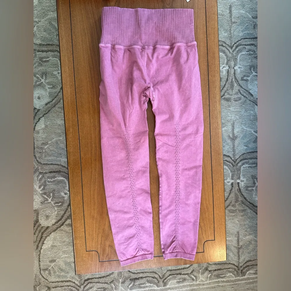Free People Pink Seamless Ribbed Waist Leggings XS - Image 3