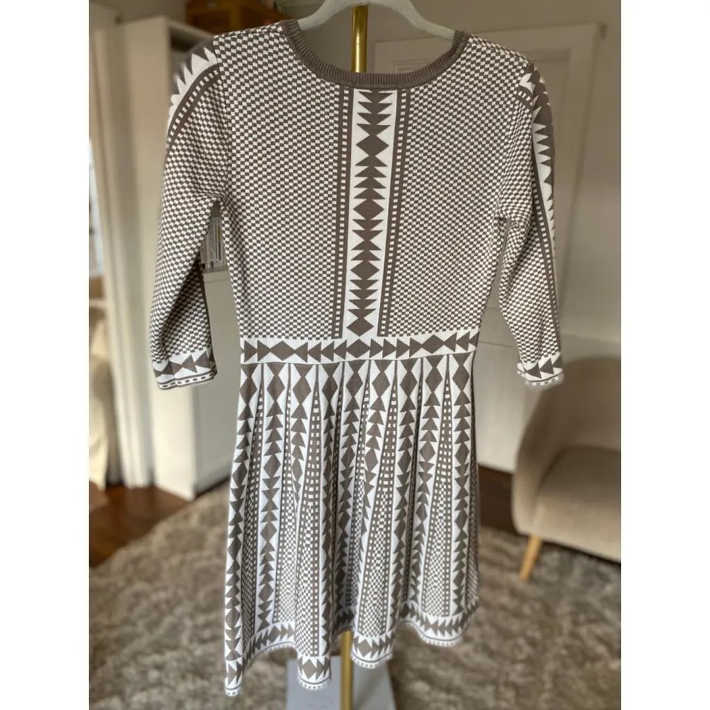 Nina Leonard Geometric Knit Mini Dress Taupe Fit Flare Clean Girl Quiet Luxury S - Image 3