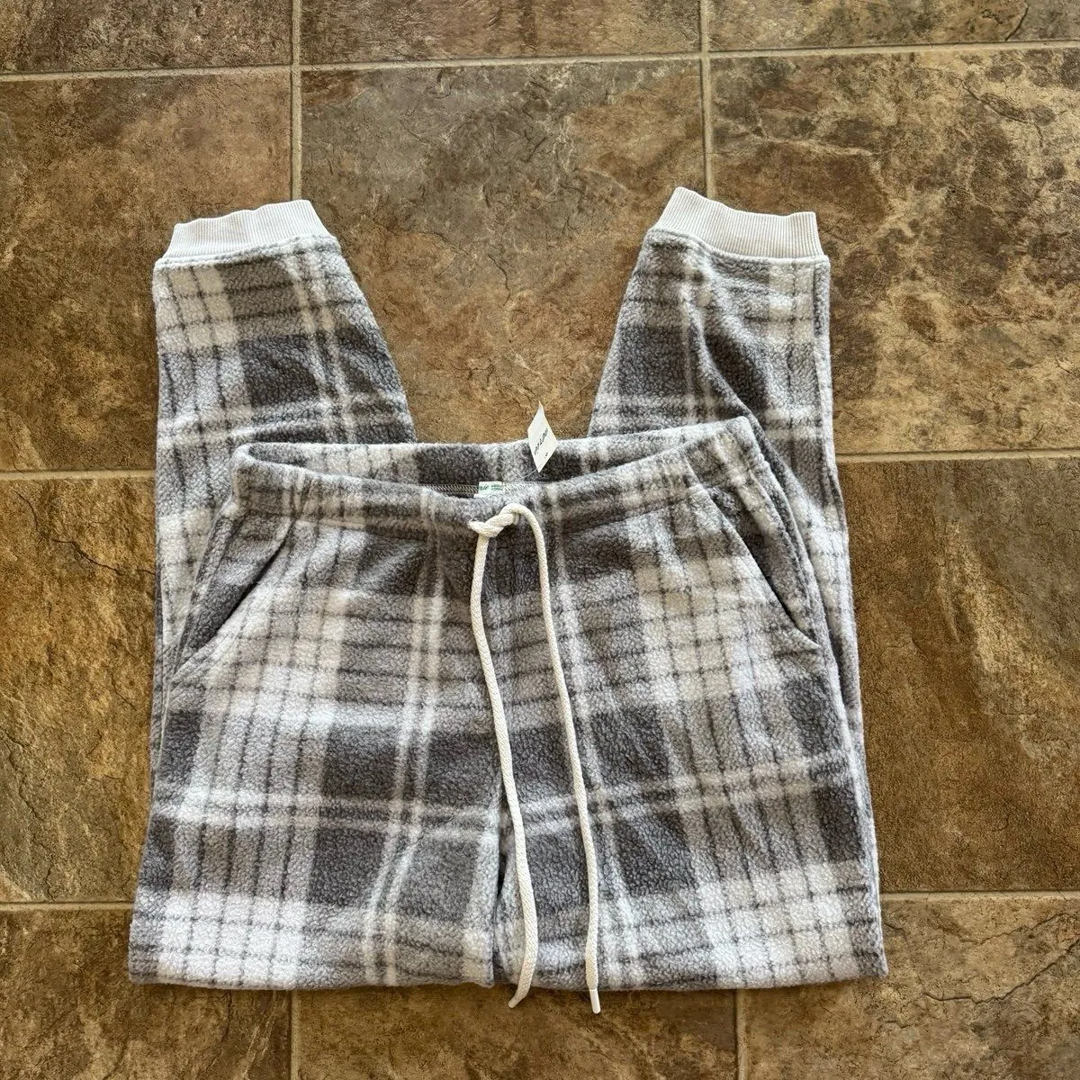 Aerie Snowed In Fleece Jogger Grey Size Medium - Image 2