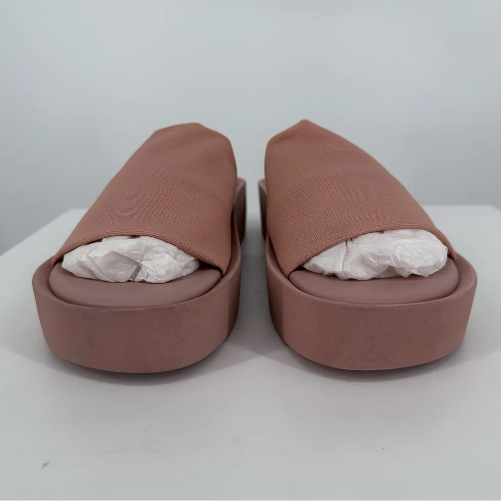 Seychelles  Catamaran Blush Platform Sandals size 9 Slip On Fabric Solid - Image 4