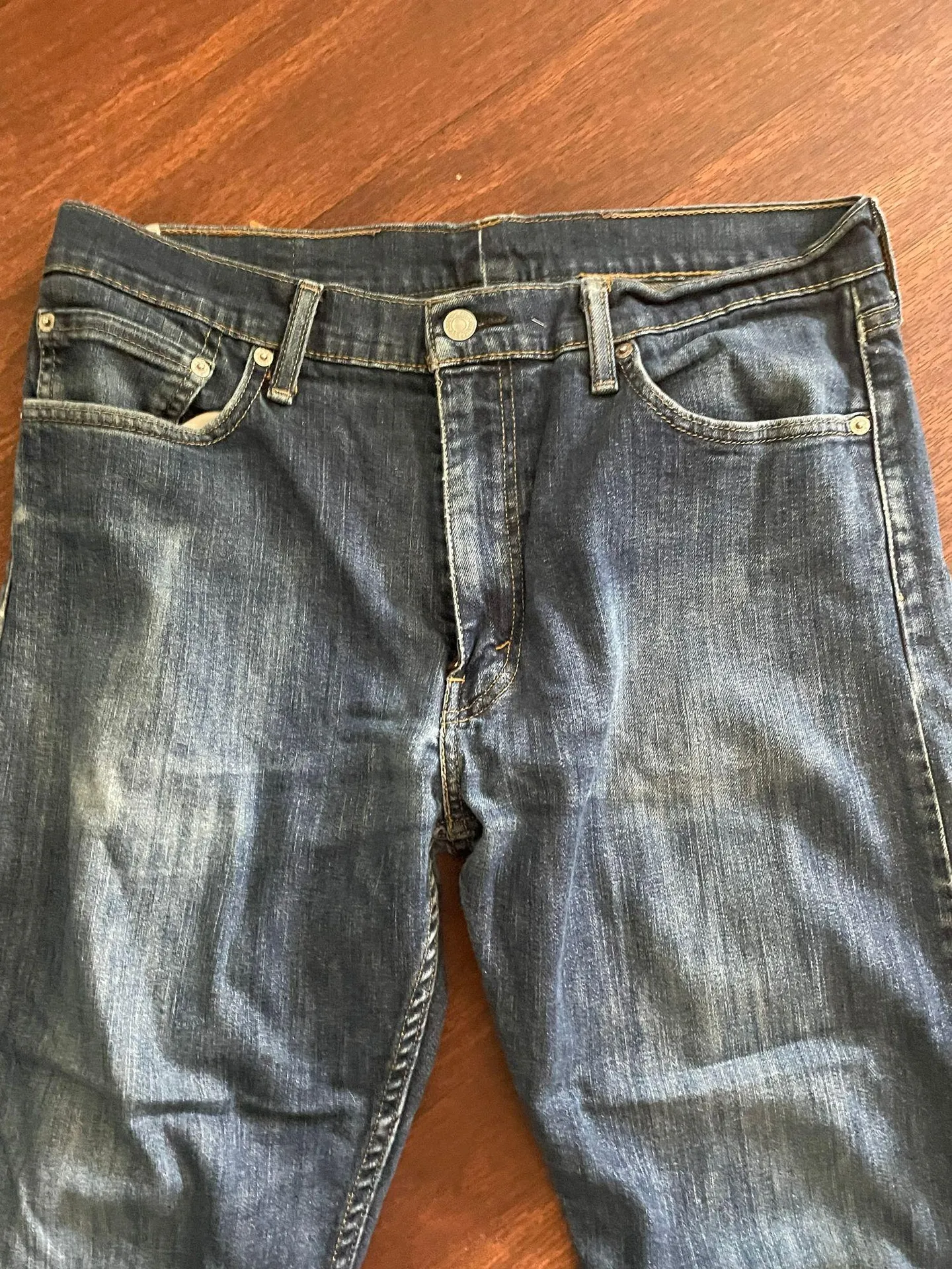 Straight leg Levi jeans - Image 4