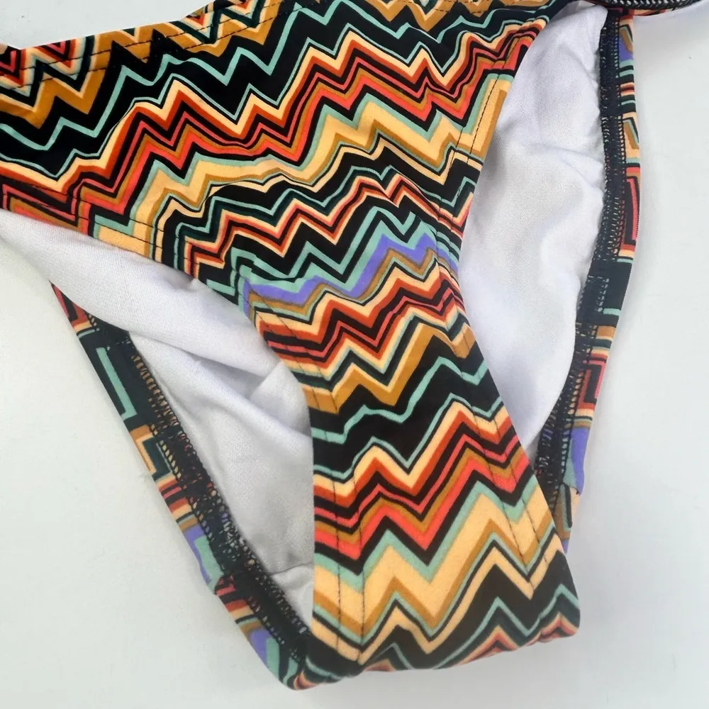 New Out From Under Zig Zag String Bikini Bottom Size Large Skimpy Brazilian - Image 3