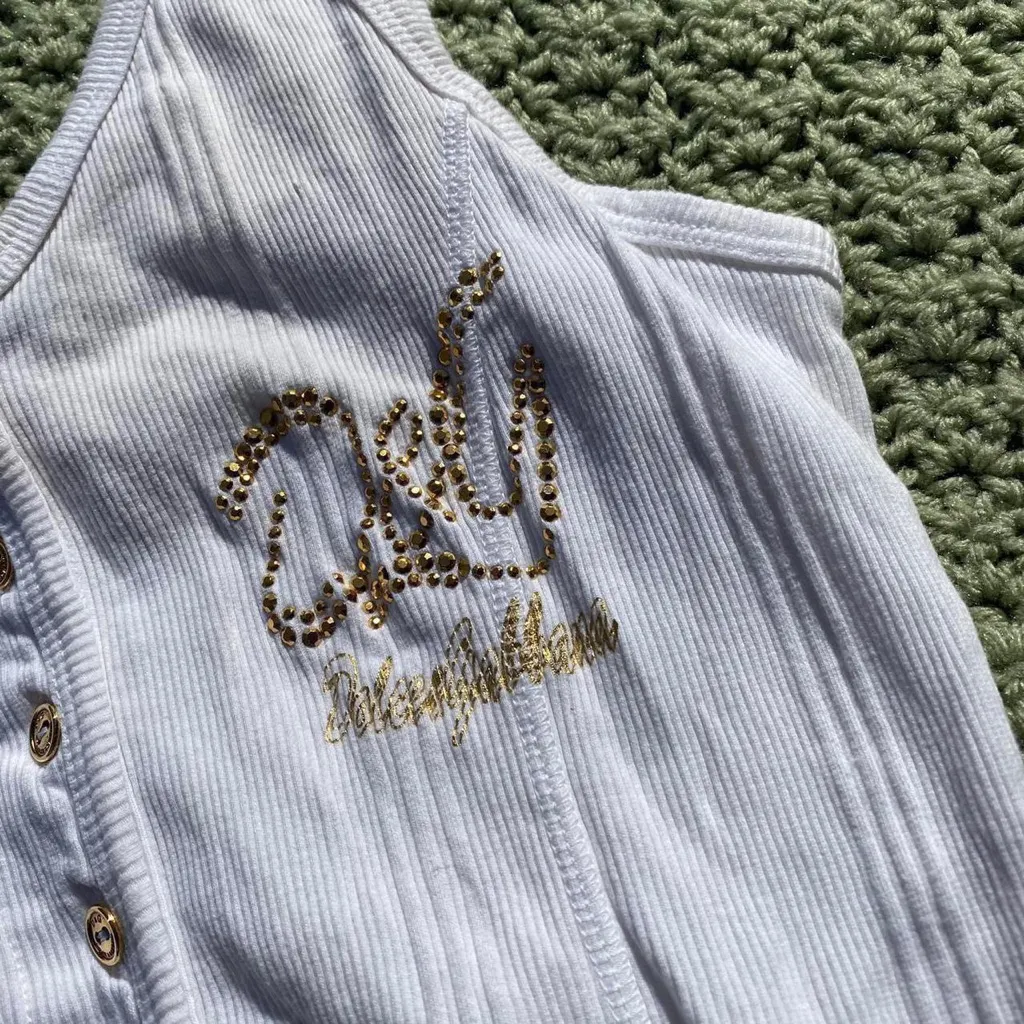 Vintage Y2k D&G Dolce & Gabbana gold bejeweled button up white ribbed tank top L - Image 3