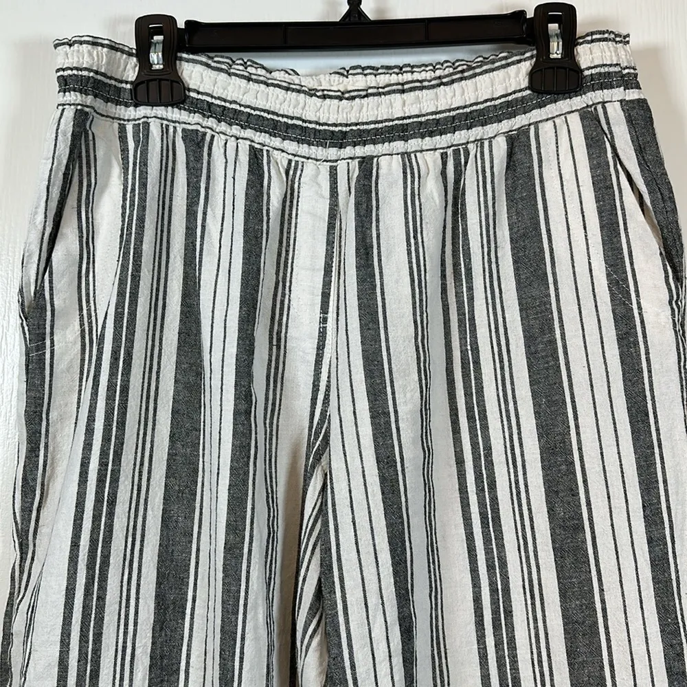 Women's Land 'N Sea White Gray Stripe Crop Pants Wide Leg Size Large EUC #4491 - Image 2